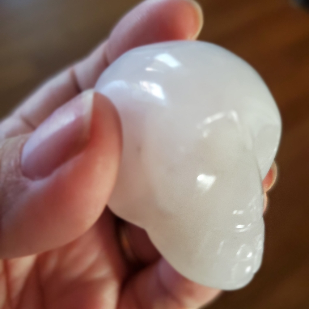Small Quartz skull